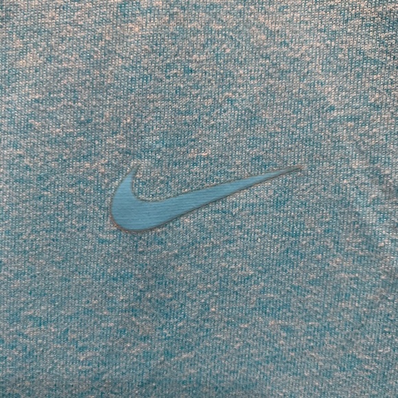 Nike Dri-Fit Long Sleeve V-neck Top M - Picture 5 of 5